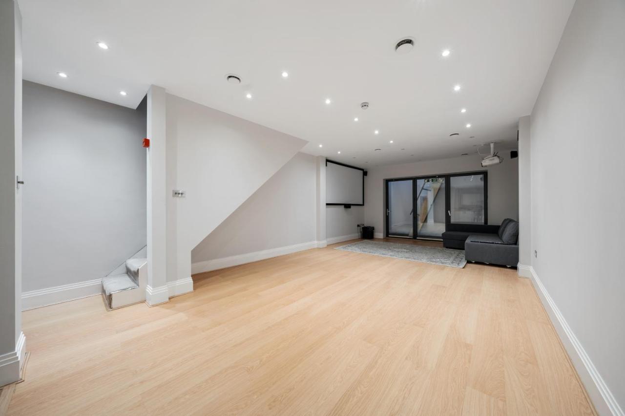Modern 4 Bedroom Townhouse With Cinema Room In The Heart Of London Se1 ภายนอก รูปภาพ